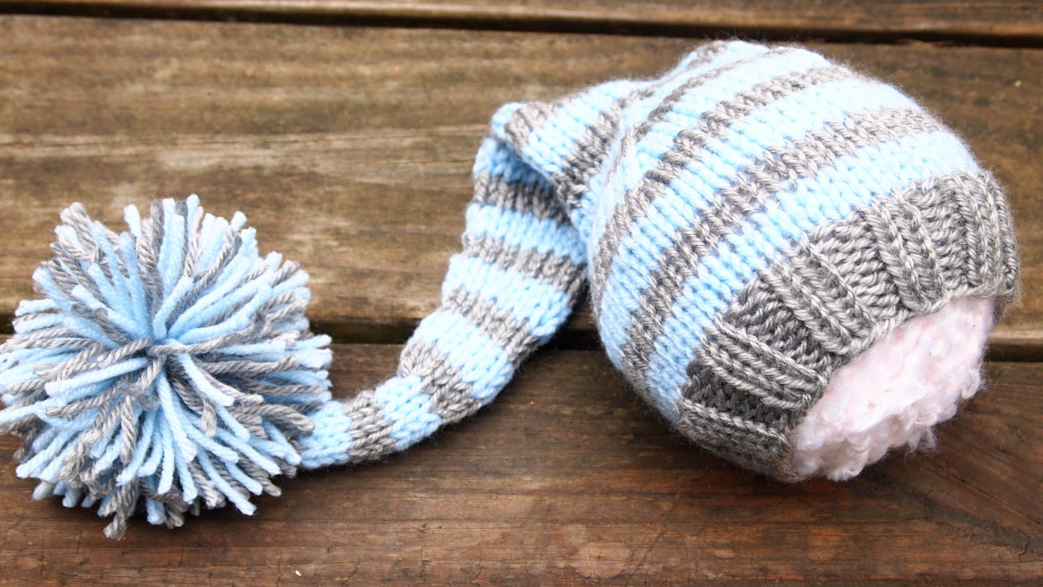 Newborn Baby Boy or Girl Knitted Striped Elf Hat with pom pom for Photography Props