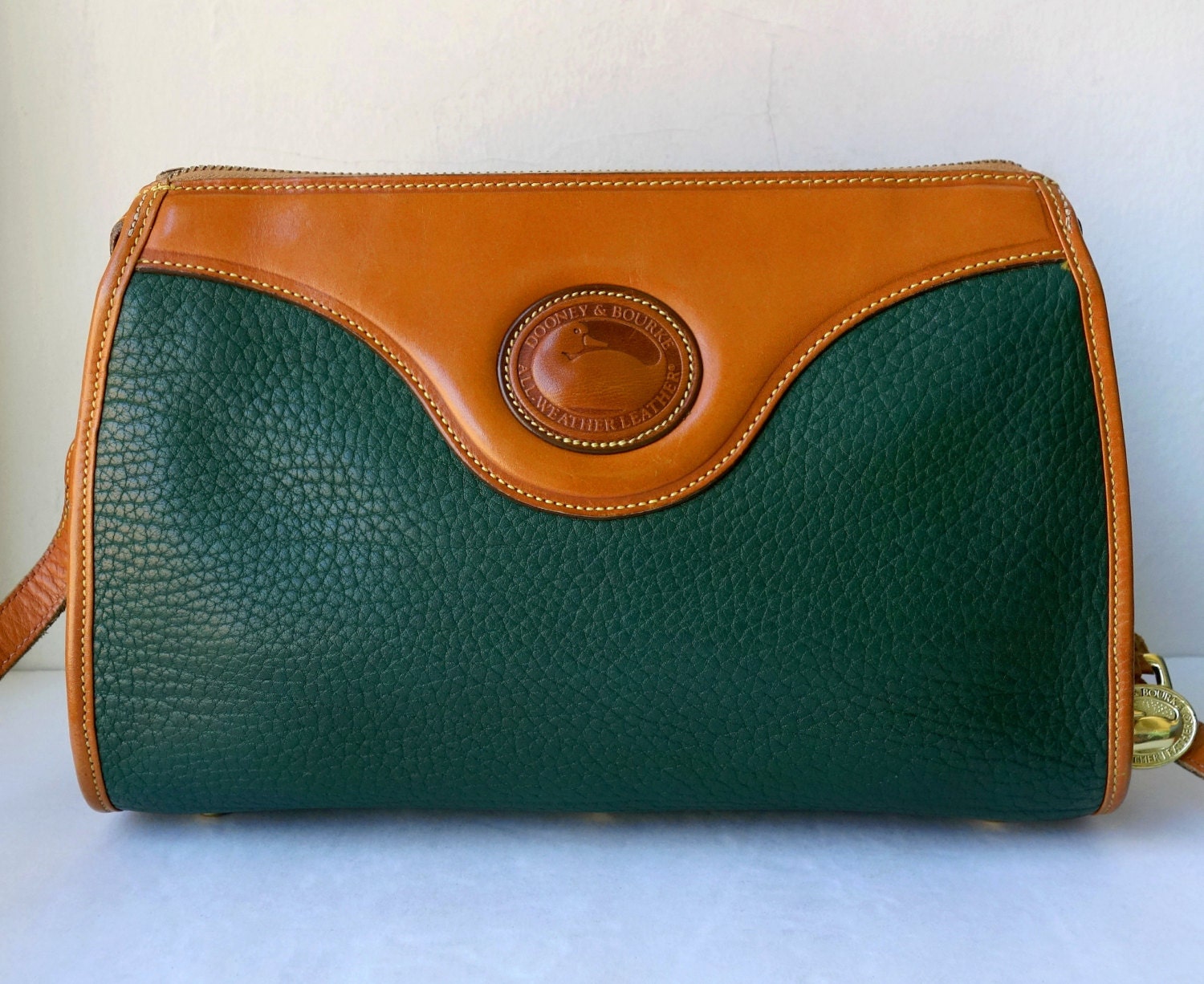 Vintage Mint Dooney and Bourke Green and Tan Brown All Weather Pebble Leather Handbag, Cross Body Satchel, Shoulder Purse Bag Organizer