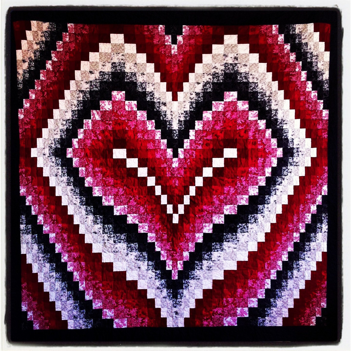 bargello-heart-queen-size-handmade-quilt