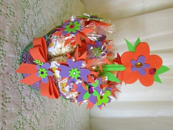 Floral Funburst Party Centerpiece with 12 individual party favors, orange,purple, green Il_570xn