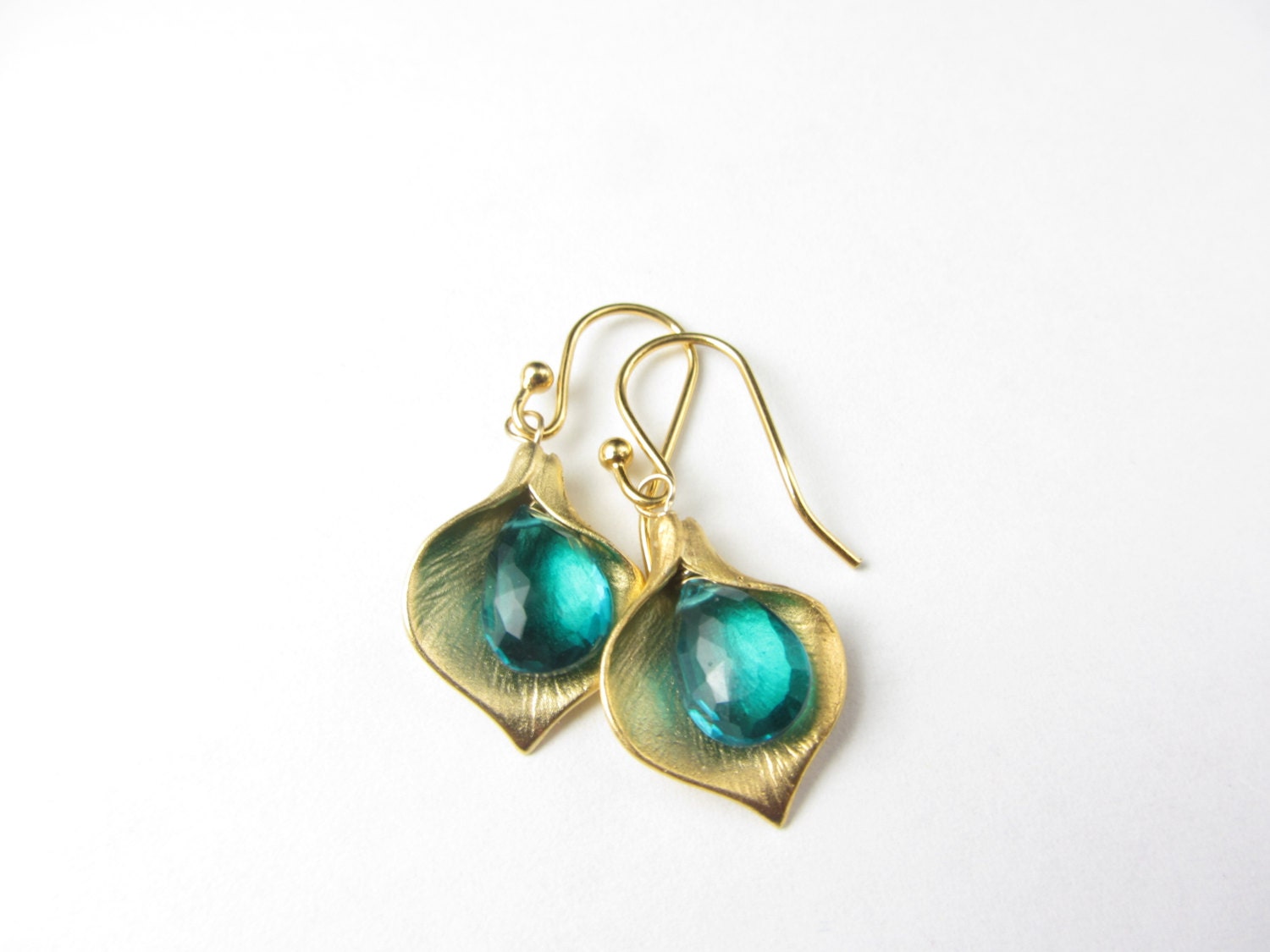 Cala Lily Earrings, Gold Cala Lily Earrings, Gold flower earrings