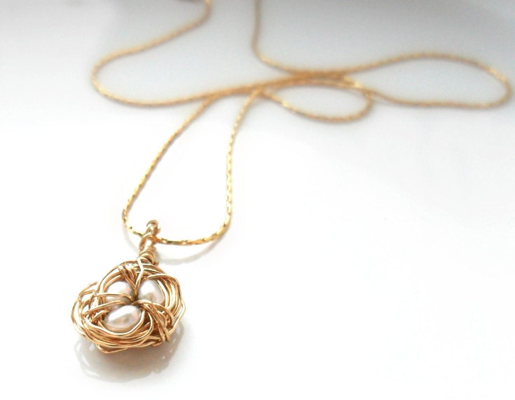 Tiny Bird's Nest  Simple Gold Necklace, 14K gold chain, wire wrapped nest with 3 fresh water pearls  everyday simple jewelry - Daniblu