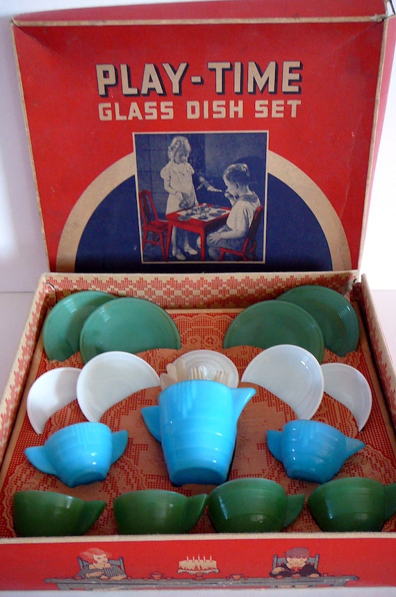 Antique Childrens Childs Play Tea Set Dishes by EvelynnsAlcove