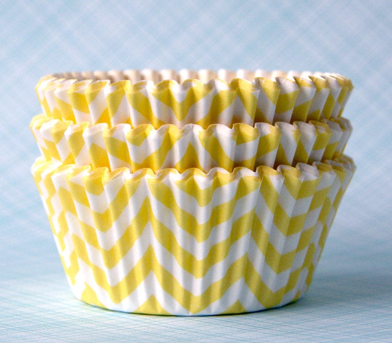 Yellow Chevron Cupcake Liners / Cupcake Papers (50) Il_570xn