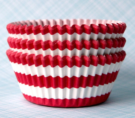 Red Rugby Stripe Cupcake Liners / Cupcake Papers (50) Il_570xn