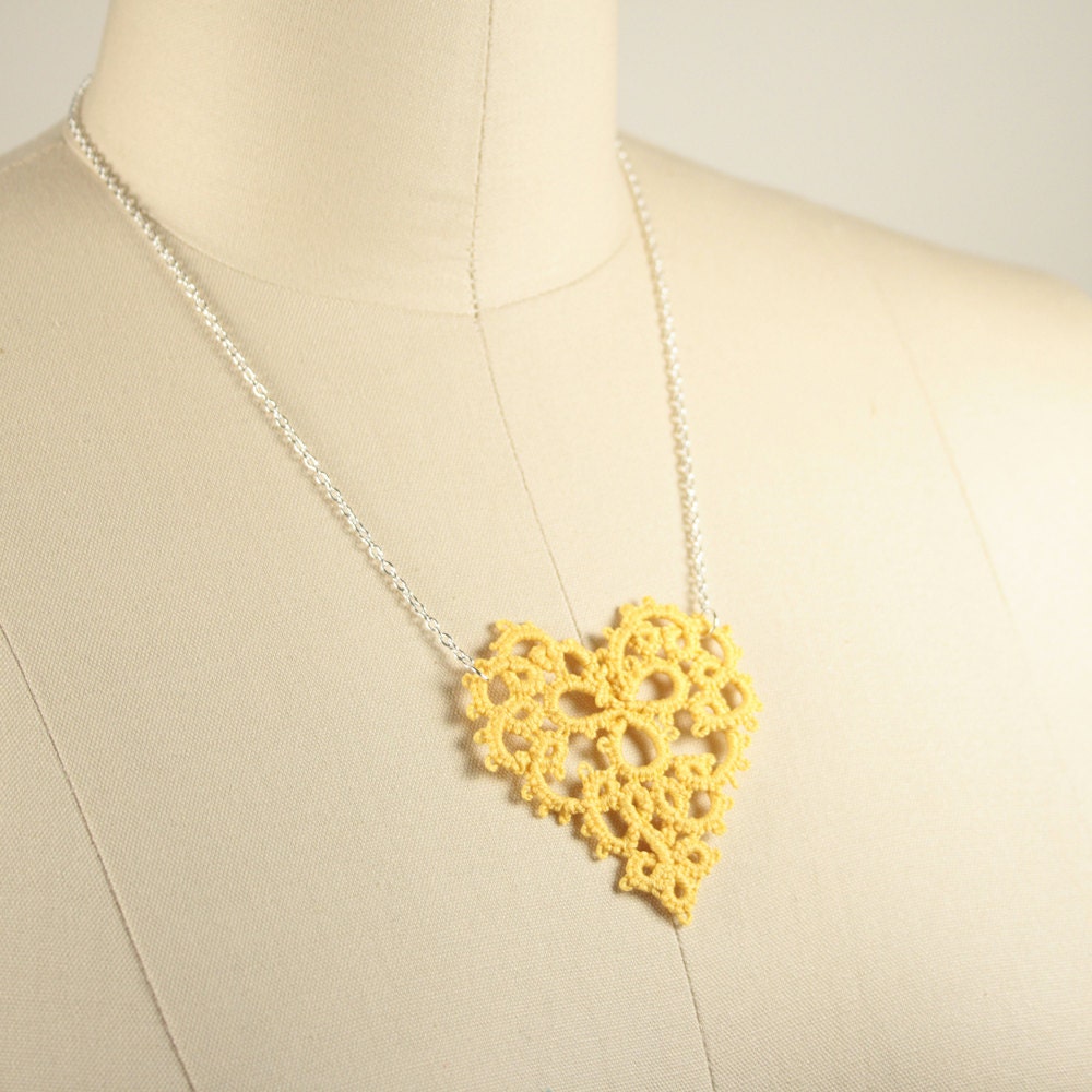 Yellow Heart Tatted Lace Necklace - RachelOs