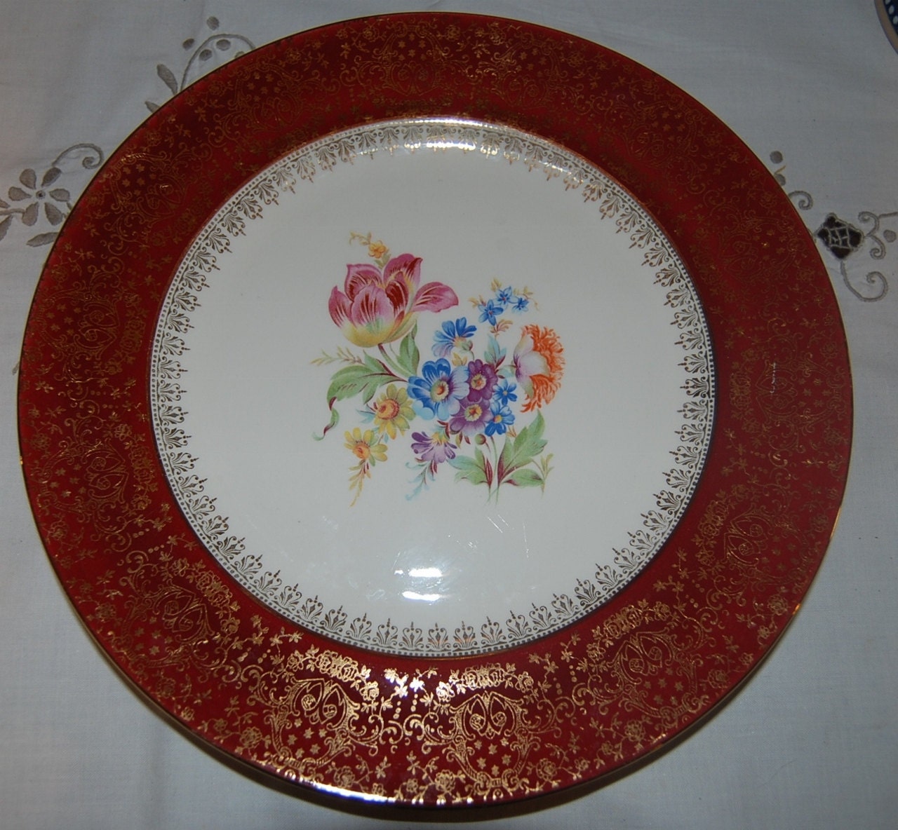 Vintage Homer Laughlin Carat Gold Trimmed Dinner Plate Red Haute Juice