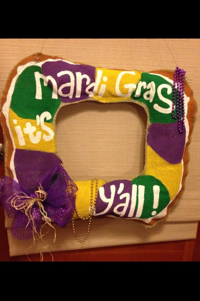 mardi gras crown door hanger