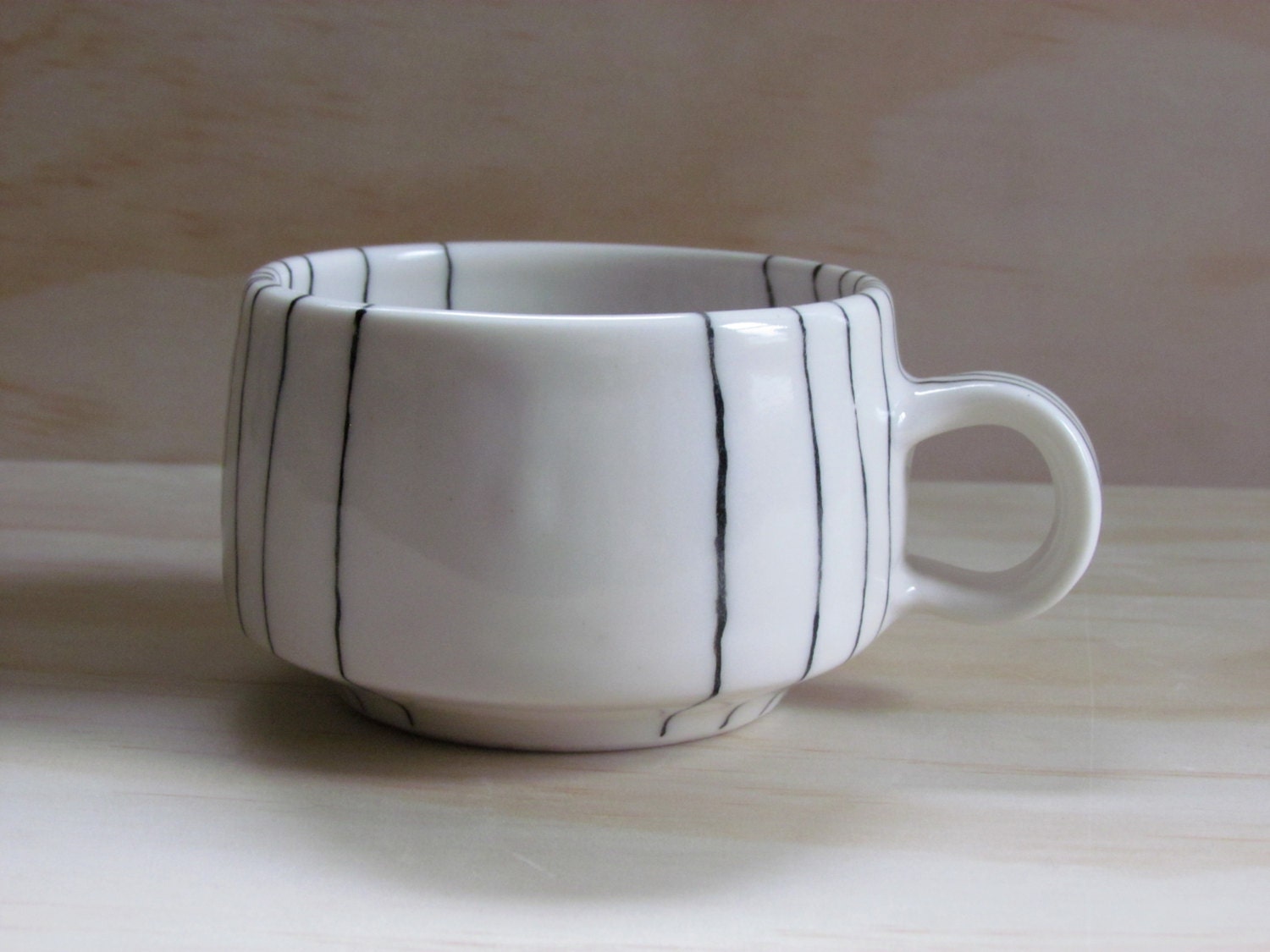 Black and White Line Tea or Coffee Mug. Graphic design. Modern ceramic porcelain mug.