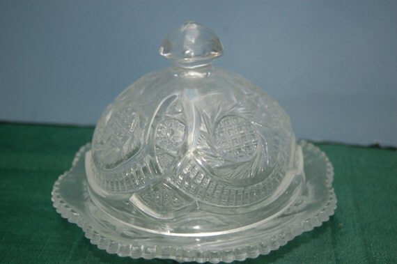 Vintage Round Butter Dish Round with lid by BonnyCollections