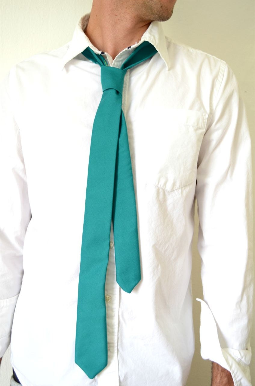 The Geektonian Thin Skinny Men's Green Polka Dot Neckt tie Weddings Geek Bright Color - TheGeektonian