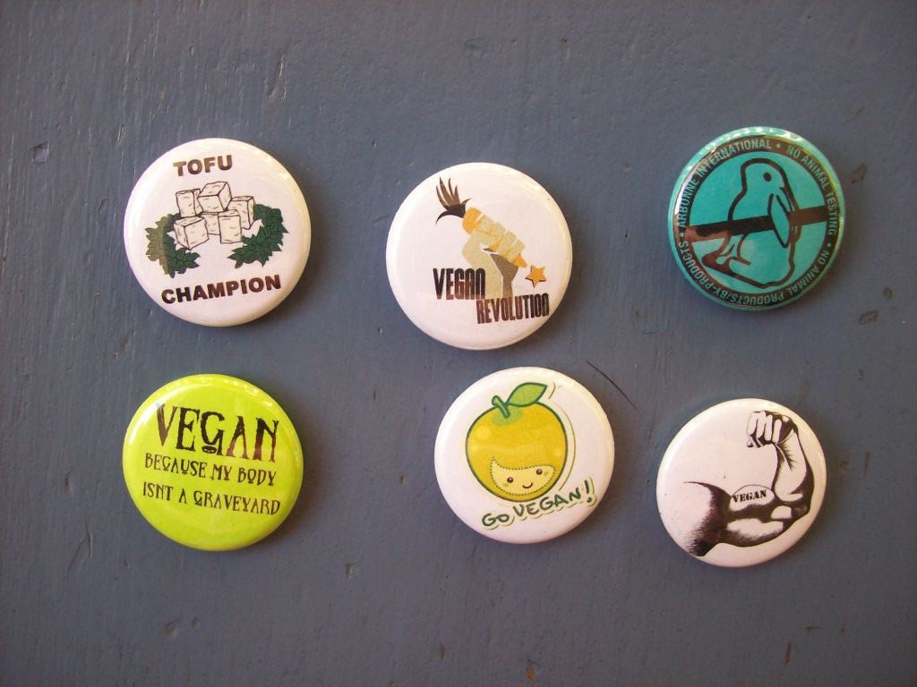 Set of 6 Vegan Pride motif 1" buttons/ badges/ pins - BuenoButtons