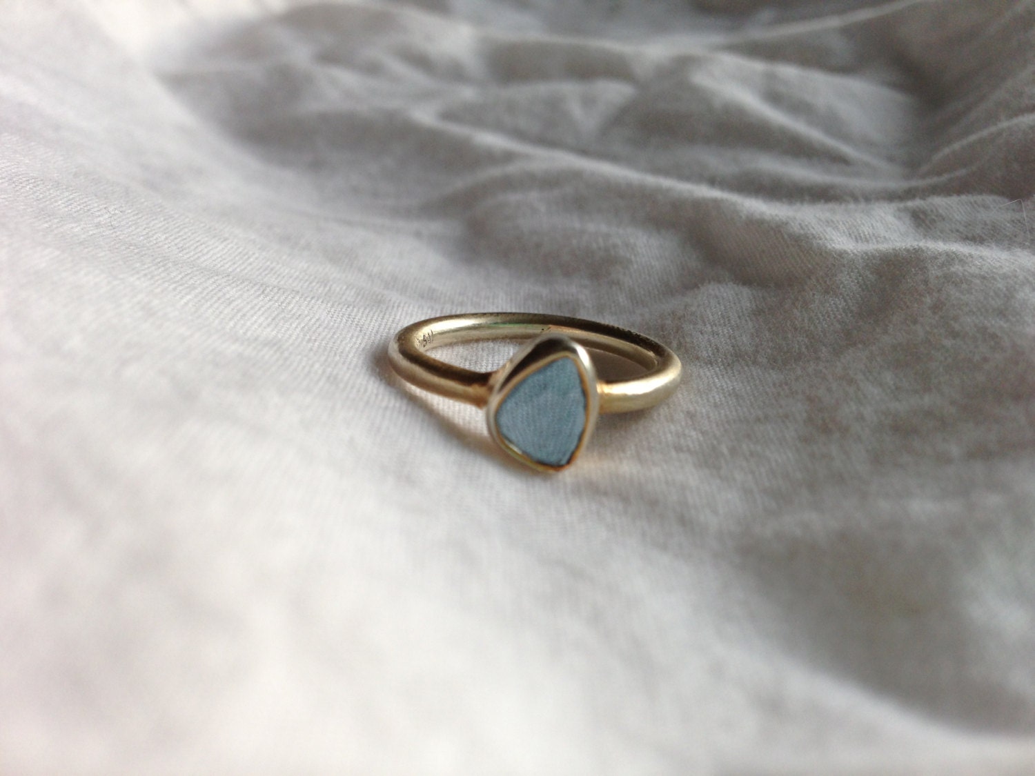 Vintage Sterling Silver Gold Plated Blue Spinel Ring