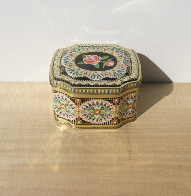 Vintage Tin Box with Hinged Lid / Decorative by littlebearandbunny
