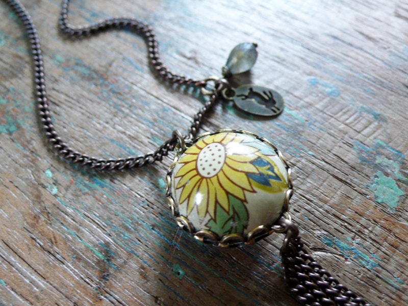 chinoise jardin - tin bead and brass necklace