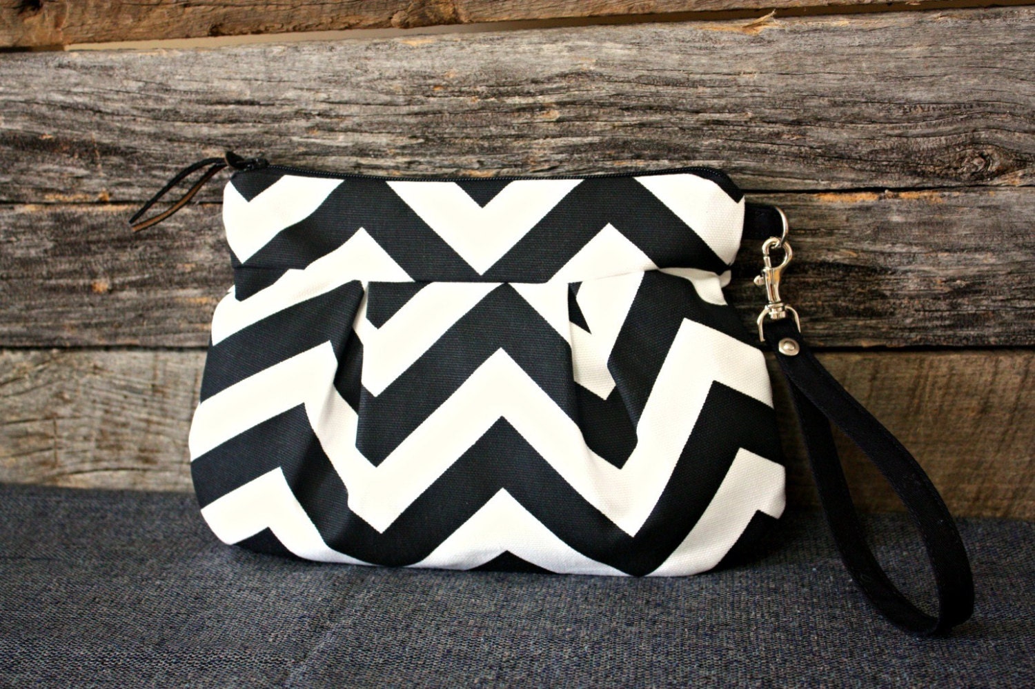 Black and White Chevron Wristlet