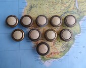 10 round distressed goldtone brass metal knobs with ivory centers includes hardware