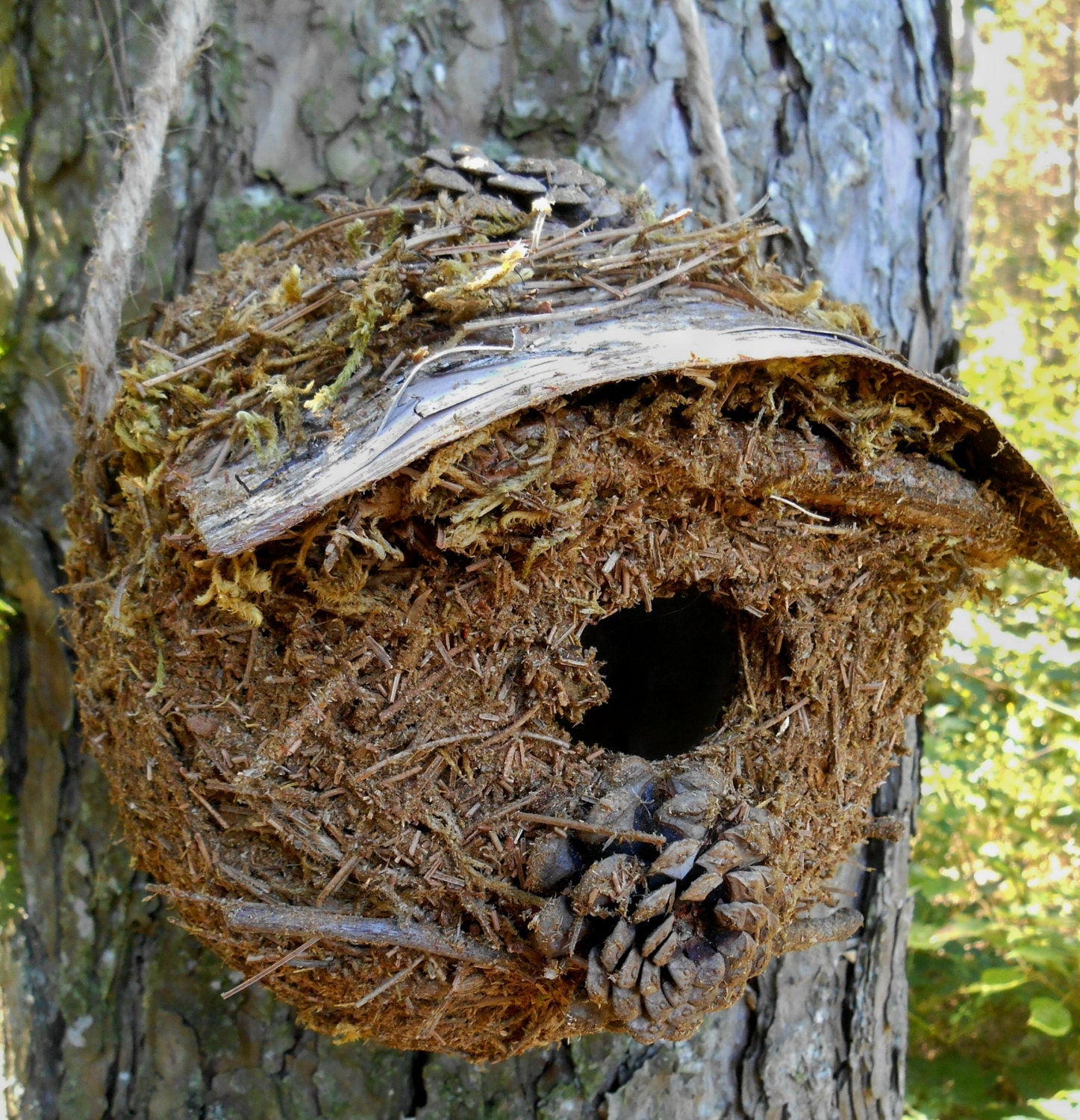 Rustic Woodland Birdhouse by bearpawrustics in Maine - bearpawrustics
