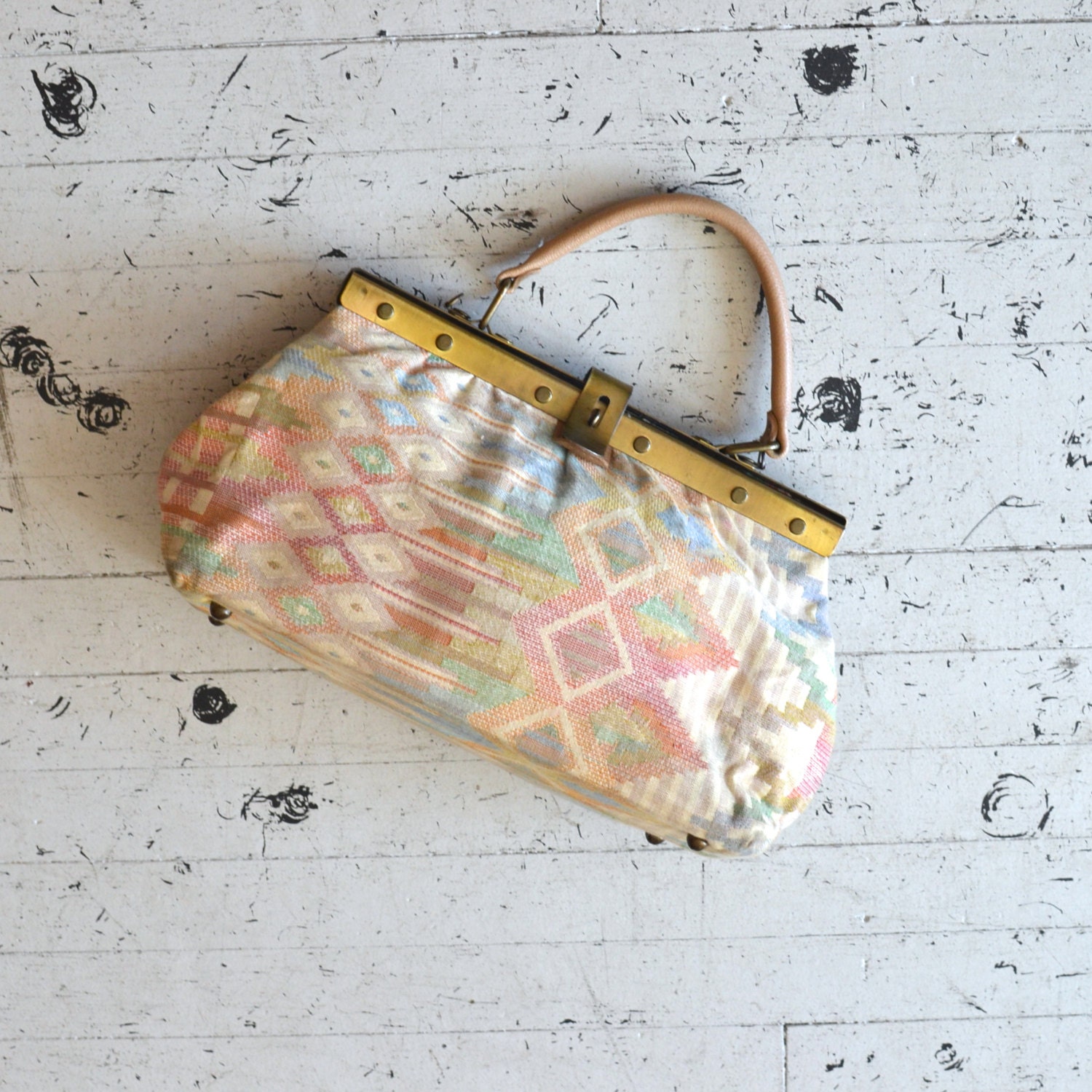 kilim bag / pastel kilim purse / Taksim handbag - DearGolden