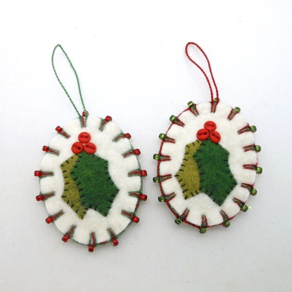 hand sewn penny rug style christmas ornaments holly by maryimp hand sewn penny rug style christmas ornaments holly by maryimp