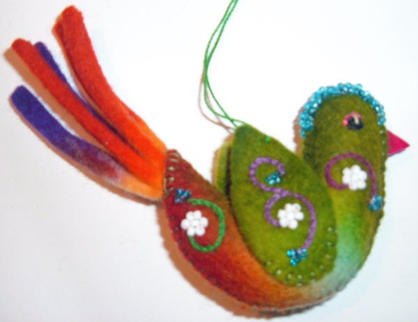 Felted, embroidered and beaded bird - NaturallyNordic Felted, embroidered and beaded bird - NaturallyNordic