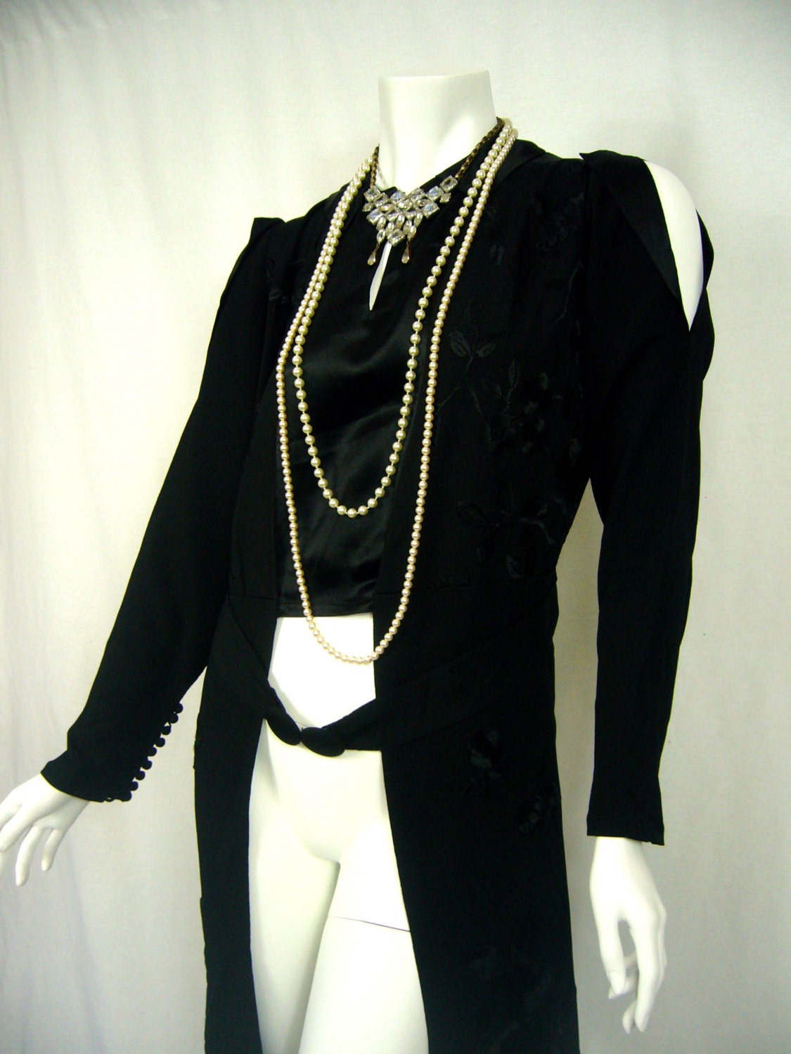 DRAMATIC Open Drape Shoulder Edwardian Embroidered Jacket Top Over Jacket - 20s Flapper Original Belt Amazing Sleeves - Large