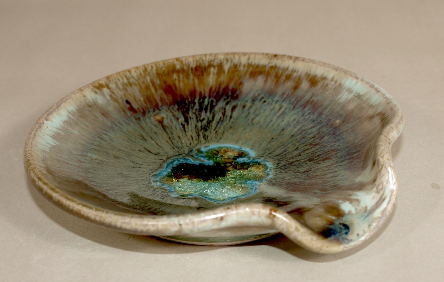 Natural Green Spoon Rest