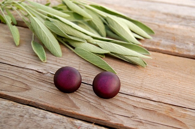 Vintage Wood Earrings Natural Dyed - merryvine Vintage Wood Earrings Natural Dyed - merryvine