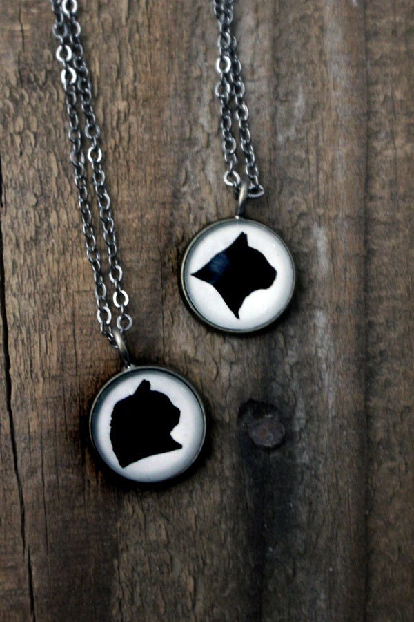 Custom Cat Silhouette Necklace - Bronze or Antique Silver Cameo Pendant - Customized Kitty Necklace  - Gift for Pet Lover, Cat Owner