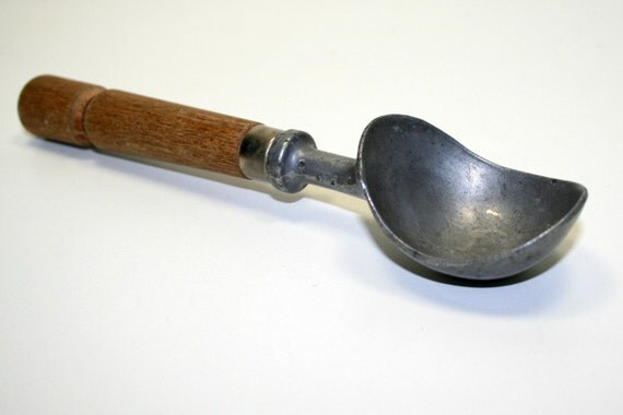 Vintage Ice Cream Scoop Wood Handle Kitchen Tool by WarmNature