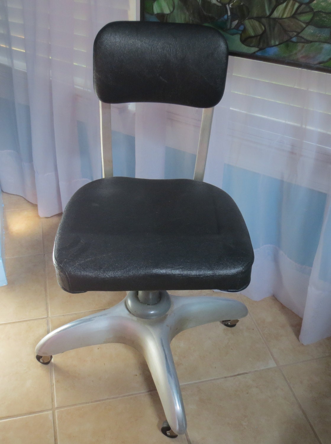 General Fireproofing Good Form Secretary Chair