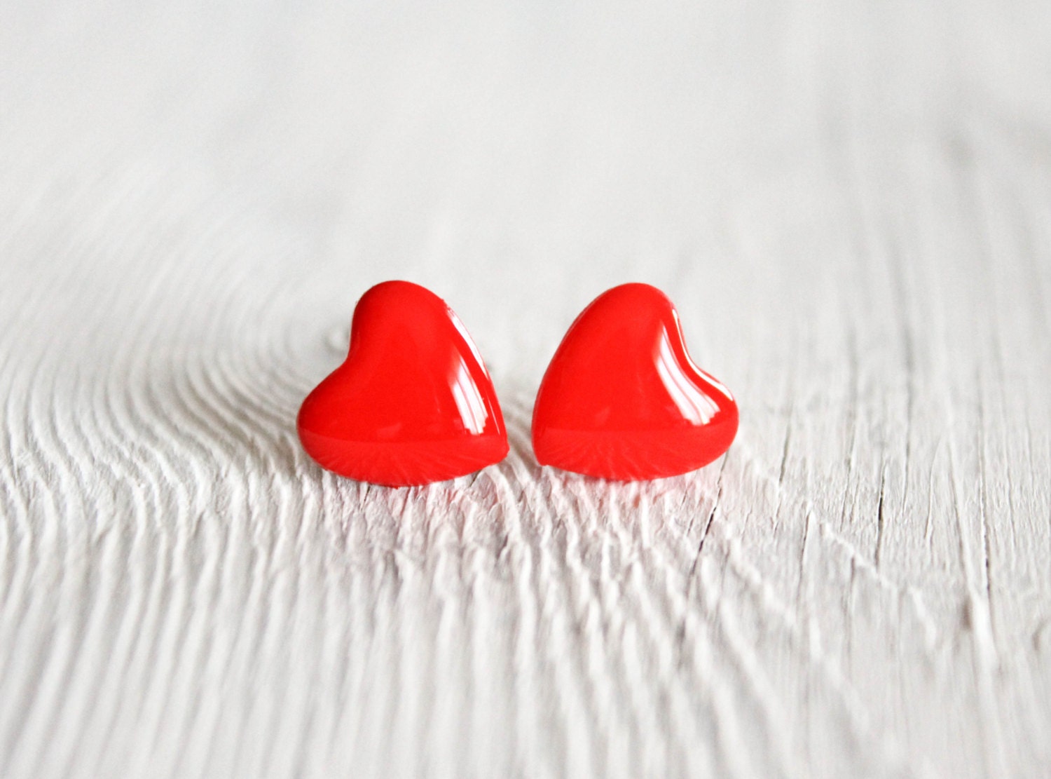 Tiny red heart stud earrings, post earrings, gift for her under 15, winter fashion by CuteBirdie - CuteBirdie