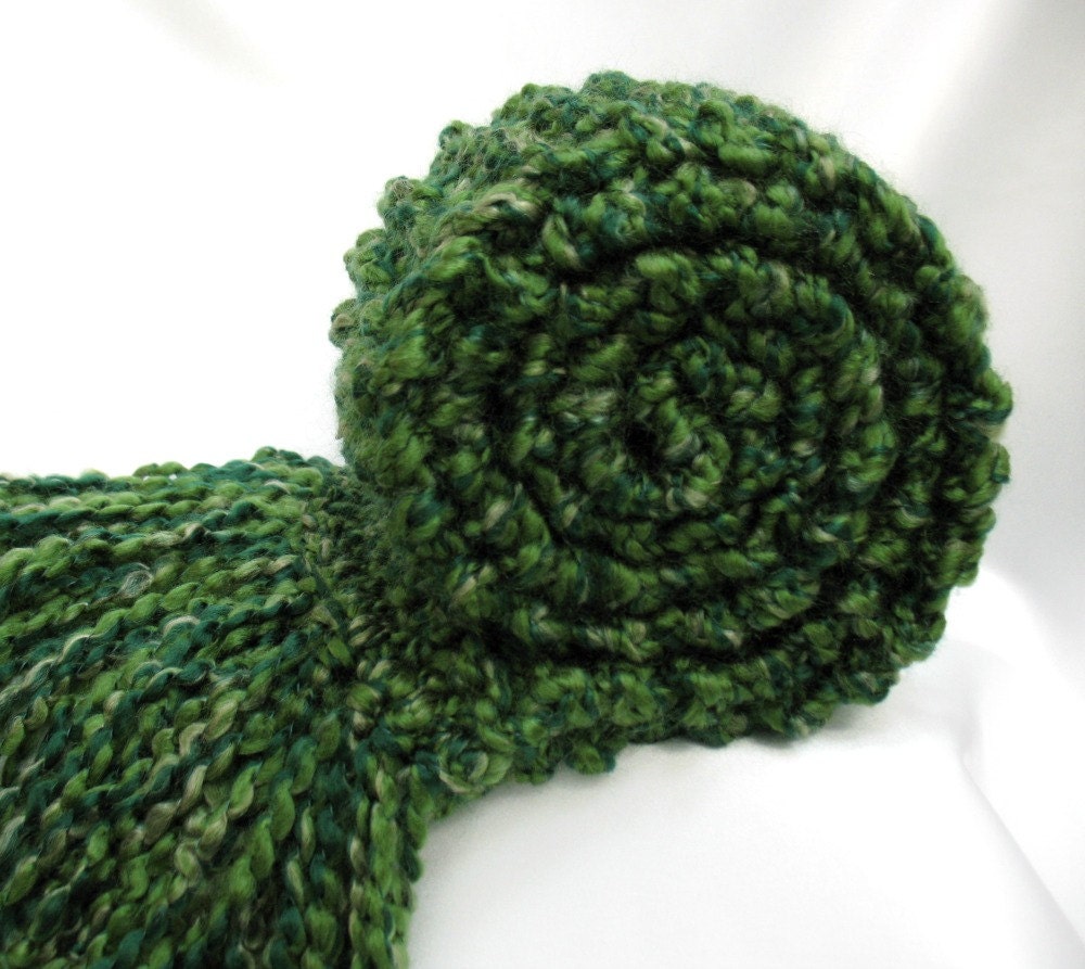 Emerald Green Scarf Chunky Hand Knit Scarf Long Thick Warm Knitted Winter Scarf Kelly Forest Green - SticksNStonesGifts