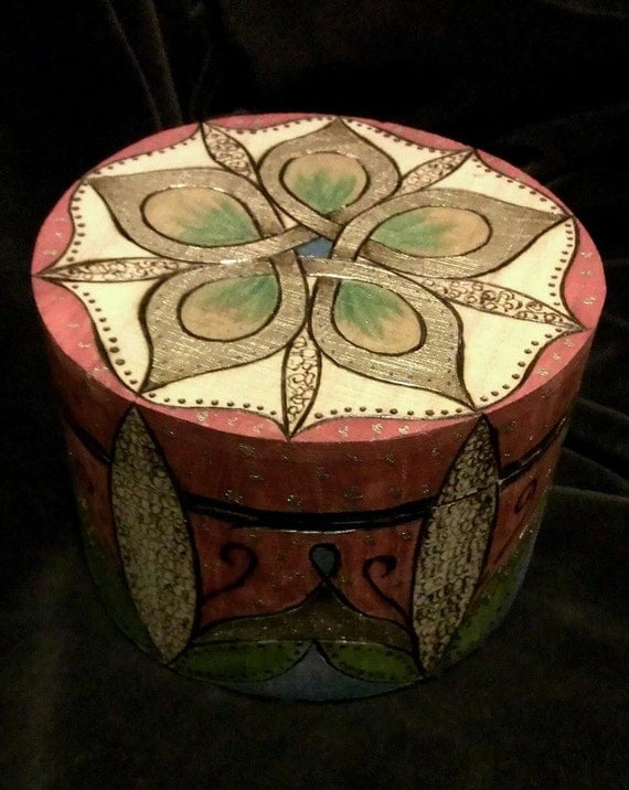 Decorative Trinket Box by MenahsHands on Etsy
