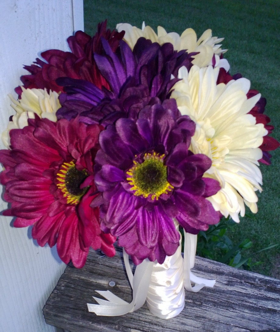 Daisy Bouquet Daisy 15 Piece Set Purple Daisy by SilkFlowersByJean