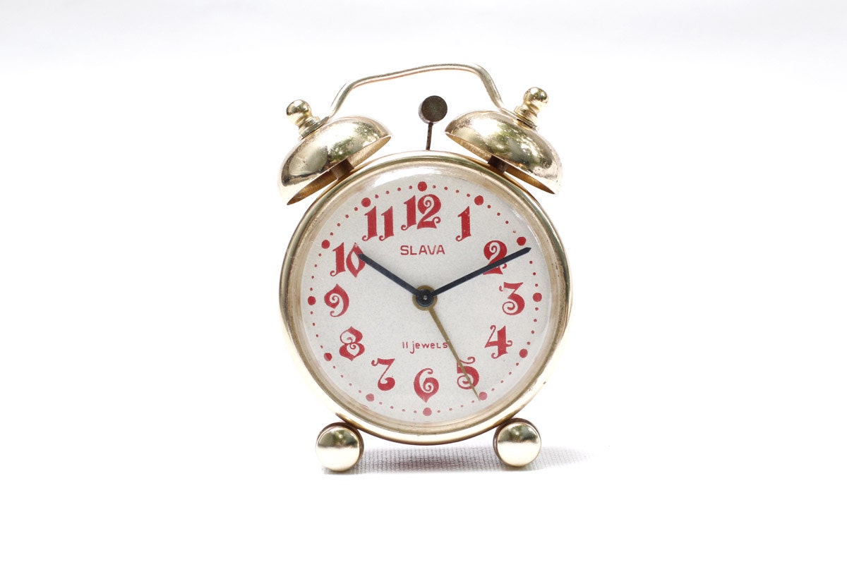 Vintage Red Gold Soviet Slava Russian Mechanical Orange Alarm Clock , USSR Watch, ohtteam, Russian Vintage, Mechanical watch, Soviet Union - RaffaelloVintage