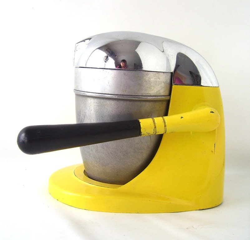 vintage juice king juicer yellow complete by RecycleBuyVintage