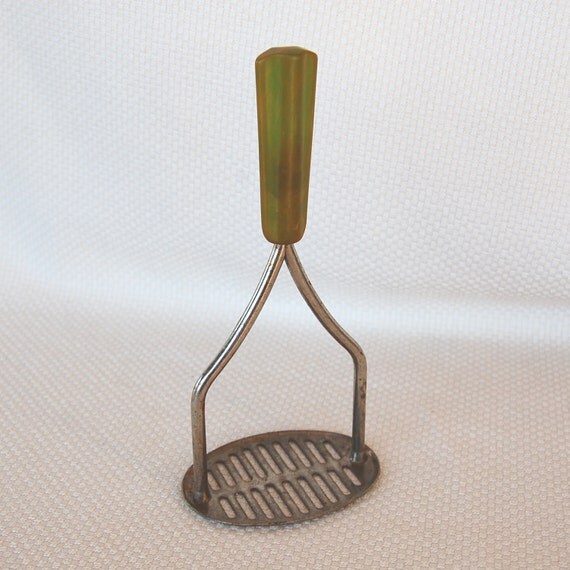 Vintage Androck Potato Masher Bakelite Green by FunkyJunkyVintage