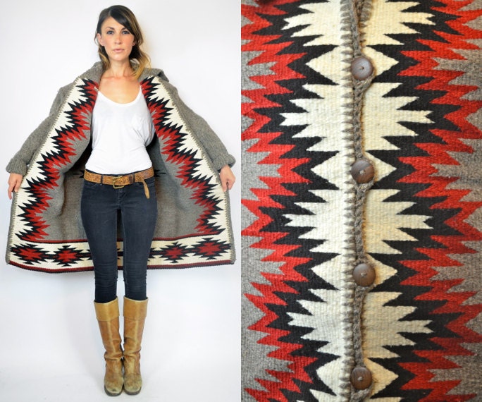 unisex hand loomed NATIVE AMERICAN navajo bohemian ethnic MAXI blanket coat, small-medium - discoleafvintage