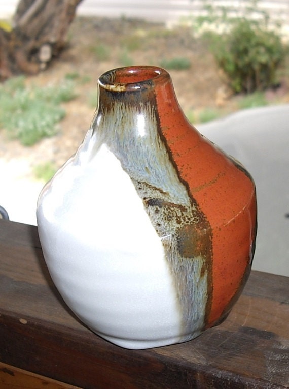Vintage Art Pottery Vase, signed - designfrills