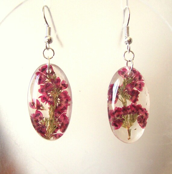 Real Heather Pressed Flower Resin Earrings by GardenGemsJewelry
