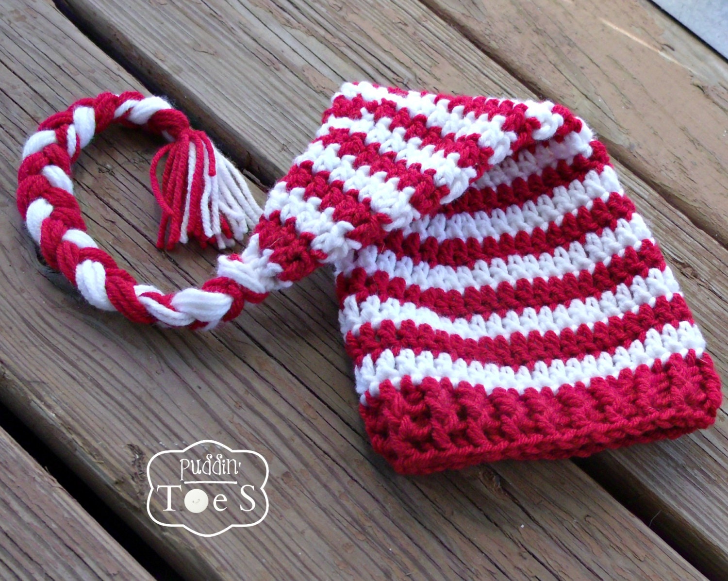 Crochet Baby Christmas Hat, Christmas Baby Photo Prop, Red White Striped Baby Hat, Christmas Baby Hat, Winter Baby Hat, 3 - 6 months - puddintoes