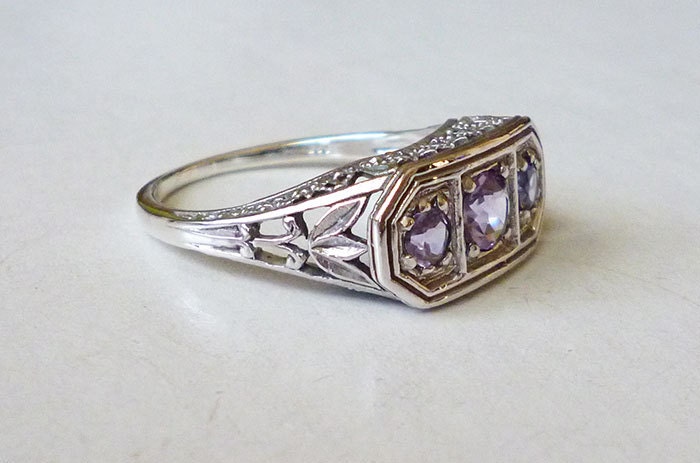 Gorgeous 3 Stone Amethyst Ring Antique in Sterling Silver Size 7 // Filigree Precious Gemstone Victorian Art Deco - LaPlumeNoir