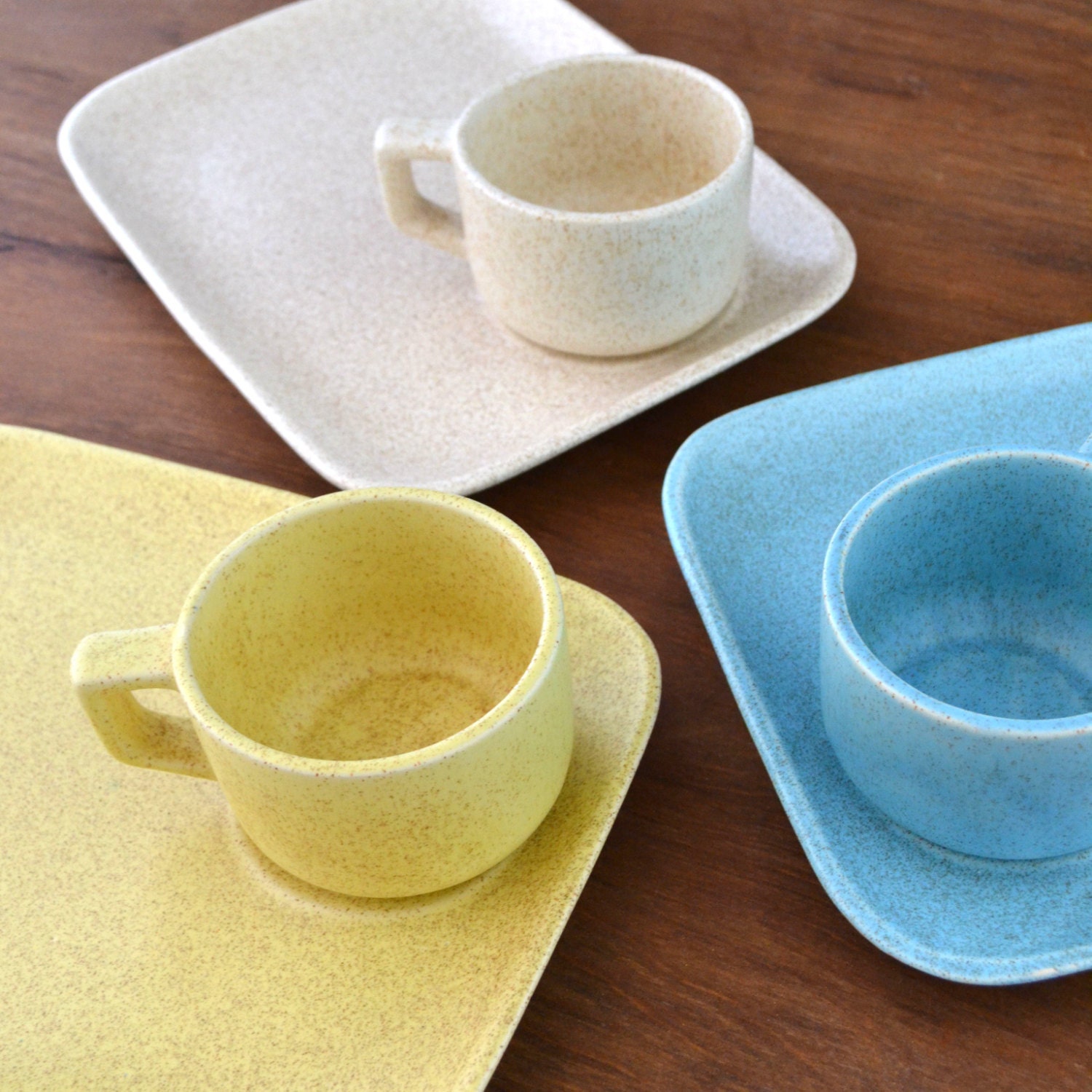 Vintage Soup and Sandwich Set Snack Set Tray McCoy by KOLORIZE