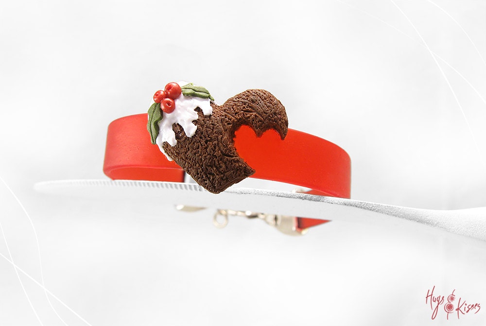 Christmas Cookie Bracelet, Chocolate Heart Christmas Bracelet, Dessert Bracelet, Miniature Food Jewelry, Christmas Jewelry,Polymer Clay - HugsKissesMINI