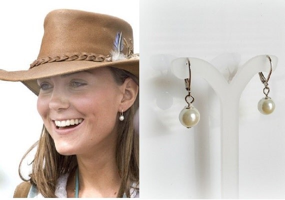 Kate Middleton White Pearl Drop Earrings Sterling by tudorshoppe