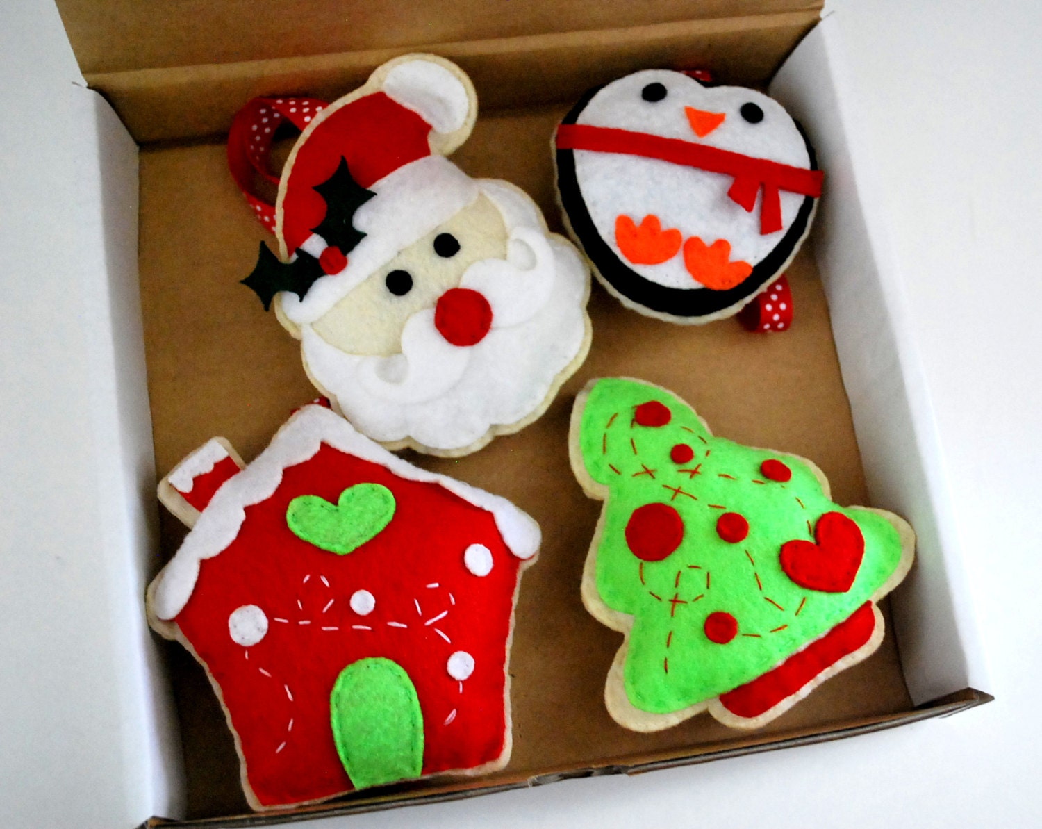 Felt Christmas Ornament Set box , Gingerbread House , Christmas Tree, Penguin and Santa Claus Ornament (SET B) A832 Il_570xn