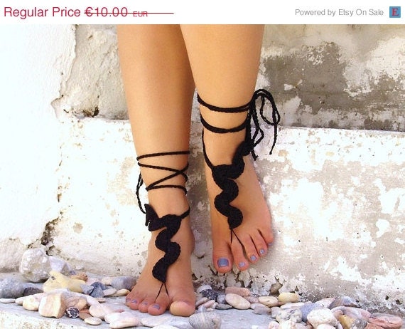 Christmas In July SALE Barefoot sandals, crochet wavy black sandles, nude shoes, wedding, victorian lace, sexy,  yoga, anklet , beach pool, - Lasunka