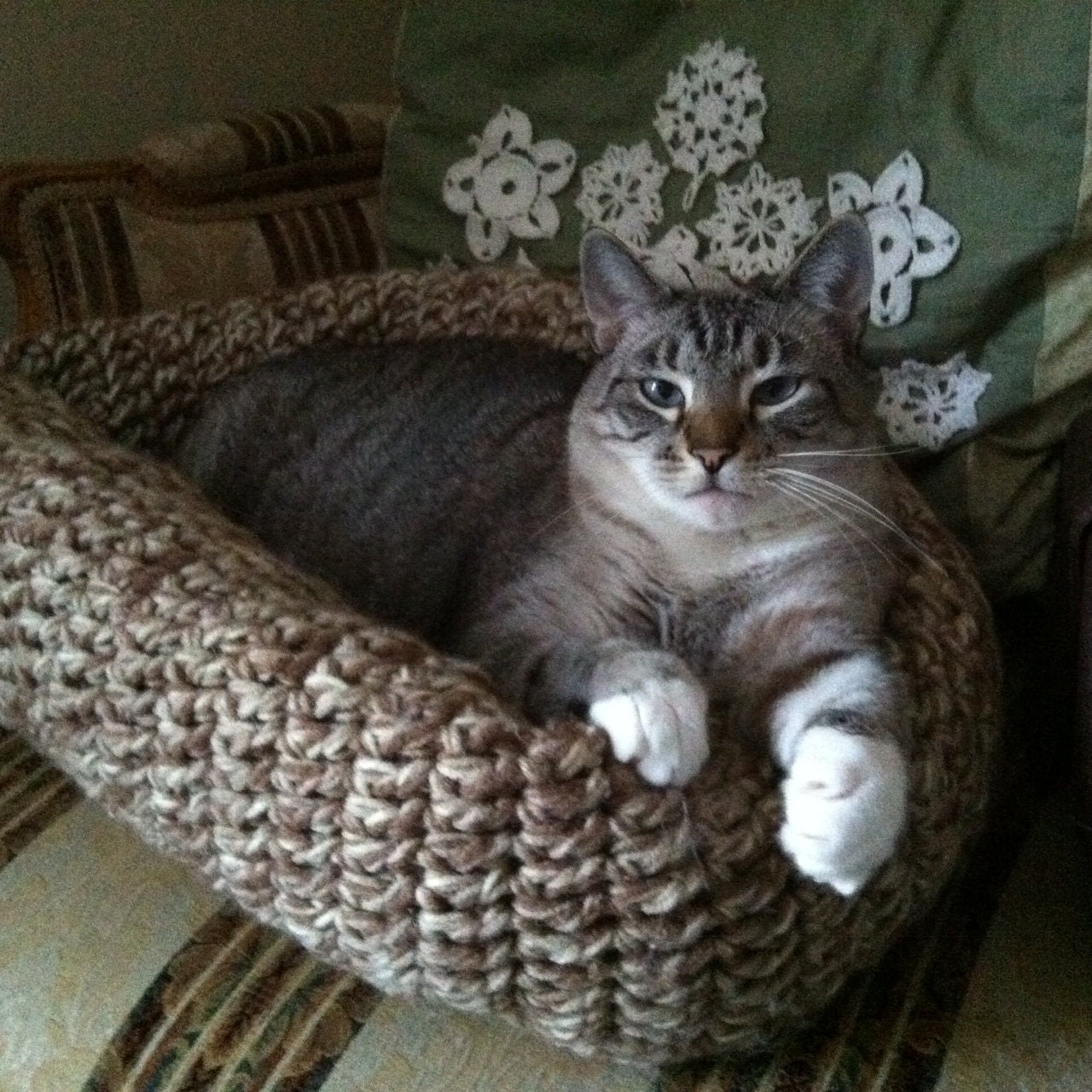Crochet Pet Bed for Cat or Small Dog Neutral Gray White Green Handmade Littlestsister - LittlestSister