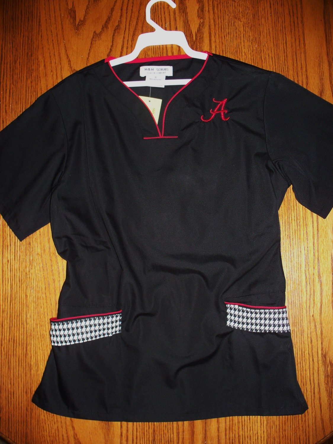 houndstooth scrub top